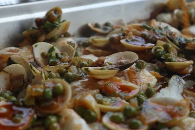 almejas con guisantes almejas con guisantes